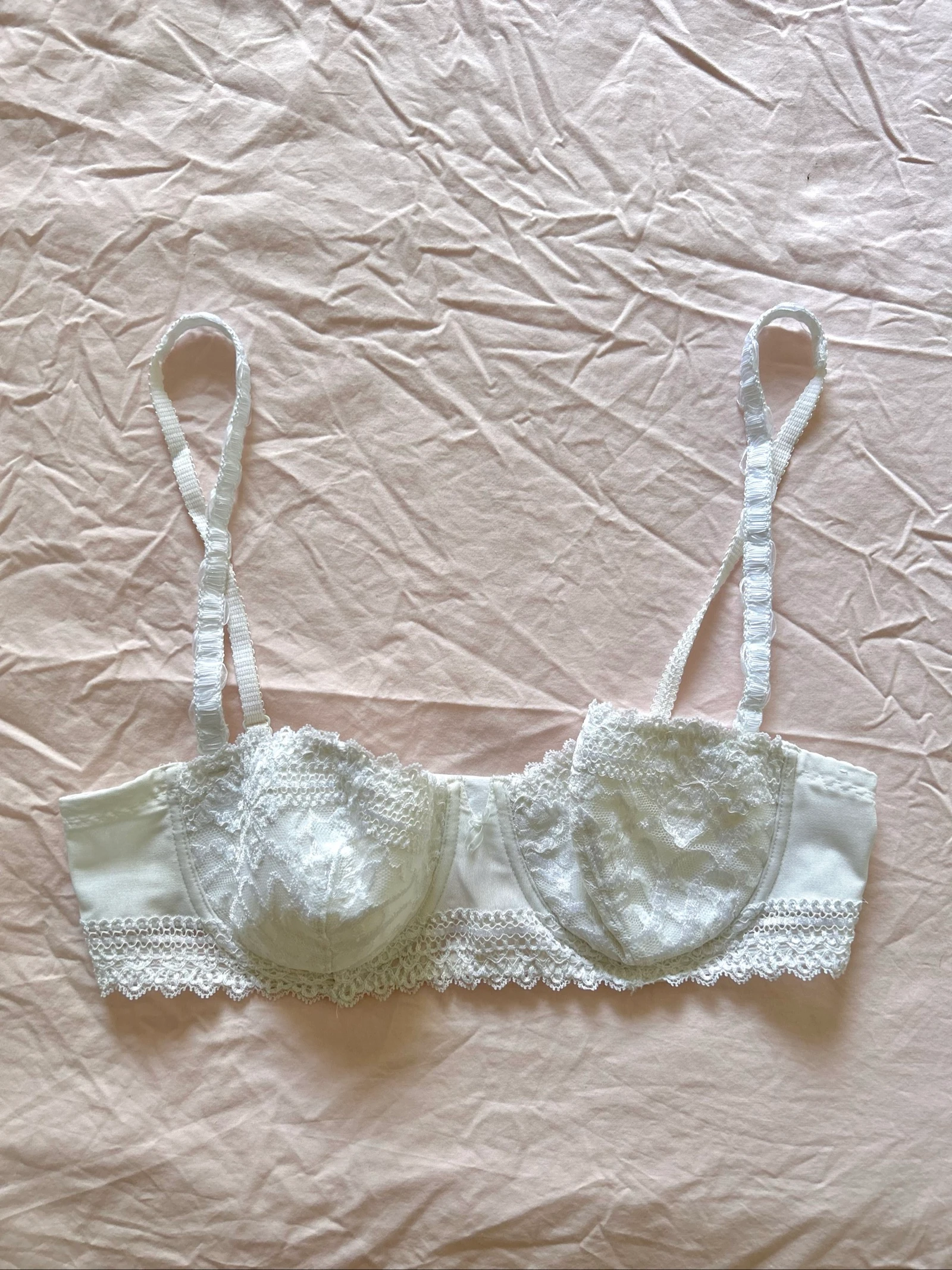 Sutiã de balcão cor creme em renda floral alças ajustáveis em poliamida e algodão 95 Aubade – photo 13